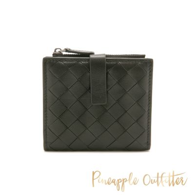 Pineapple-Outfitter-經典極簡真皮編織短夾-黑色