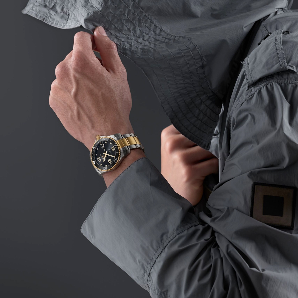LONGINES 浪琴官方授權深海征服者浪鬼陶瓷潛水機械錶-黑x金/41mm L3