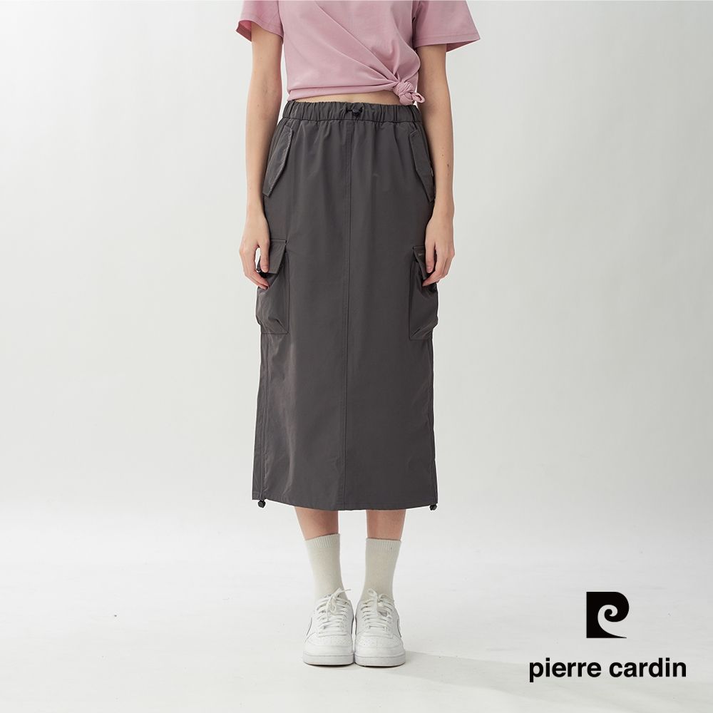 pierre cardin 皮爾卡登 網路獨家 女款 防潑水工裝休閒長裙(四色任選) (深灰色系)