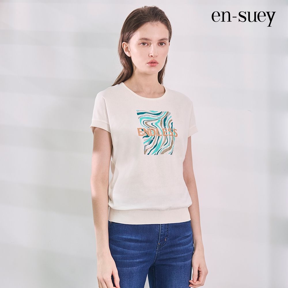 【en-suey 銀穗】異素材拼接電繡印花連肩袖線衫 (白色)