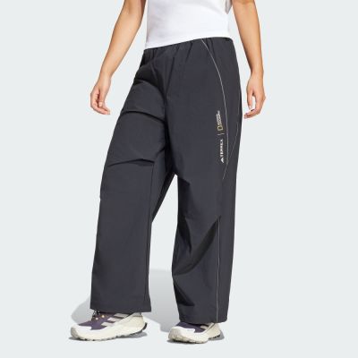 【adidas 愛迪達】 NATIONAL GEOGRAPHIC AEROREADY 運動長褲 女 JD5847