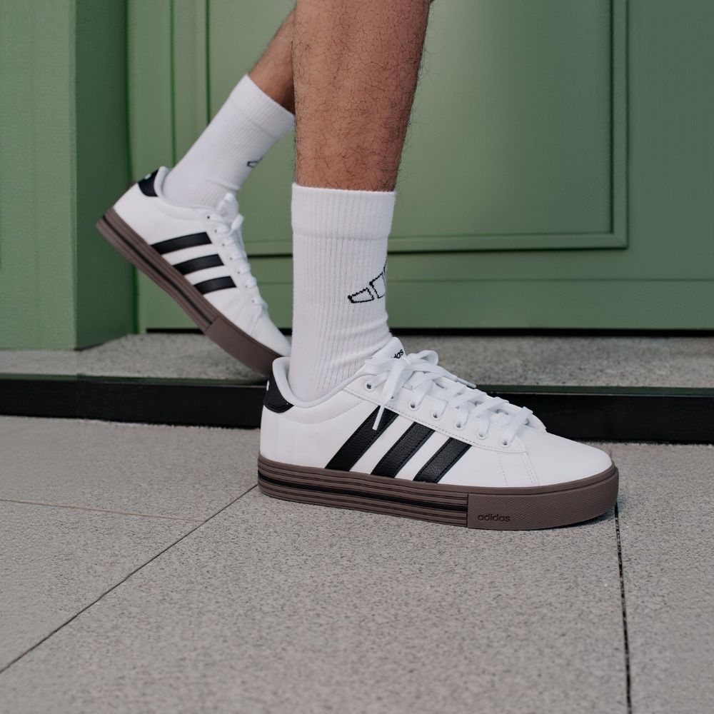 爆款$999【adidas 愛迪達】男/女 精選運動鞋休閒鞋 任選均一價 (DAILY 4.0 -C款)