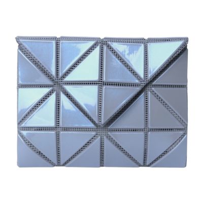 ISSEY MIYAKE  BAOBAO 幾何方格3x4對開釦式零錢包(炫光灰藍)亮