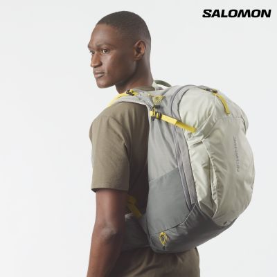 【Salomon索羅門】TRAILBLAZER 30 多功能背包 石灰/海草綠/水芹綠