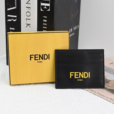 FENDI 經典英字LOGO撞色小牛皮隨身卡片夾(黑/黃)