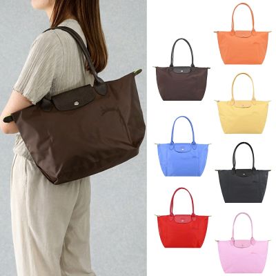 LONGCHAMP LE PLIAGE GREEN系列刺繡長把摺疊中型肩背水餃包(多色選)