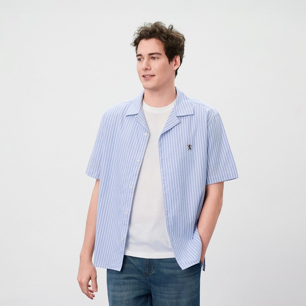 GIORDANO 男裝全棉牛津紡寬鬆條紋短袖襯衫 - 72 藍X白 (72 藍X白)