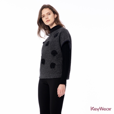 KeyWear奇威名品    簡約立領針織長袖針織毛衣-黑色