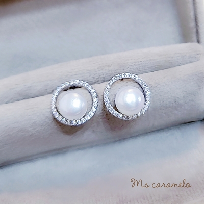 【焦糖小姐 Ms caramelo】 925純鍍K白 時尚百搭淡水珍珠耳環