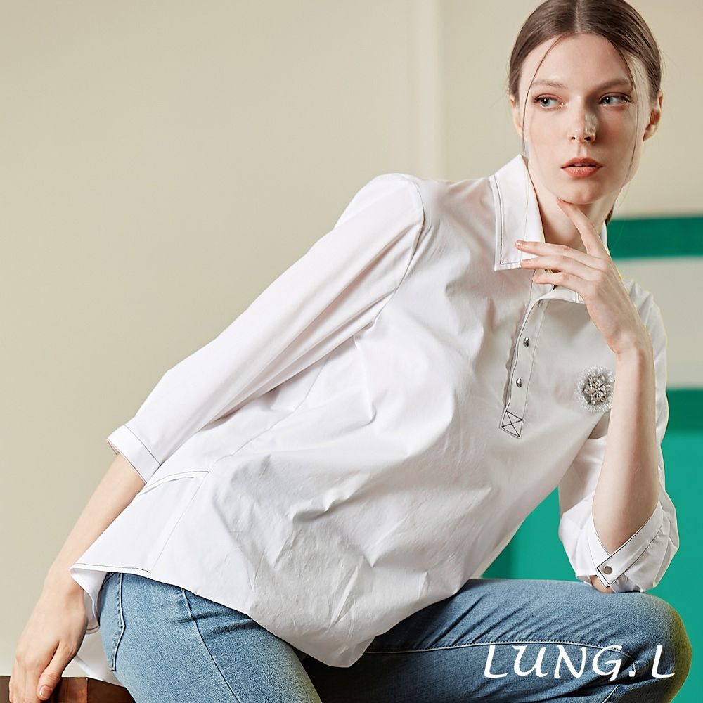 LUNG.L林佳樺 白色棉質落肩半開襟造型下擺七分袖女裝上衣 LX46A