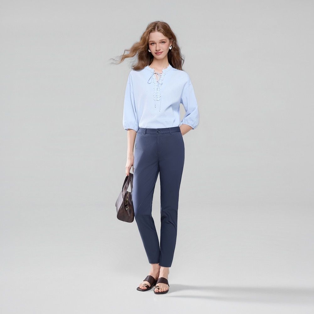 GIORDANO 女裝合身窄腳涼感冰冰褲【多色任選】 (25 賽博藍)