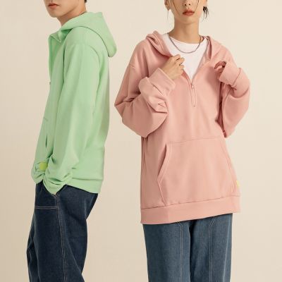 OB嚴選-男女共穿．抗UV口袋設計拉鍊帽T《KL1453-》