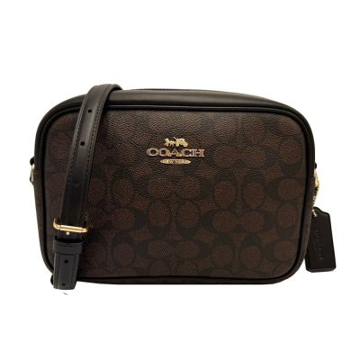 【COACH】新款C LOGO女款斜背相機包(深咖)