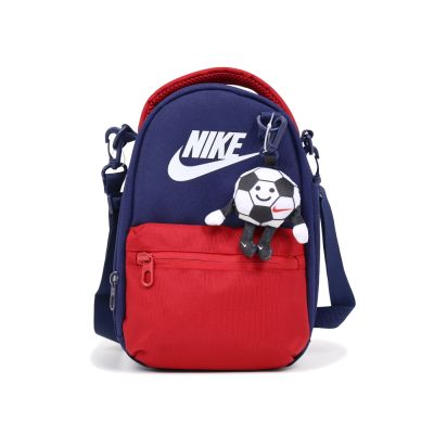 Nike 午餐包 Buddies 大童 斜背小包 兒童包 可放名牌 藍 紅 NY2623001GS-003