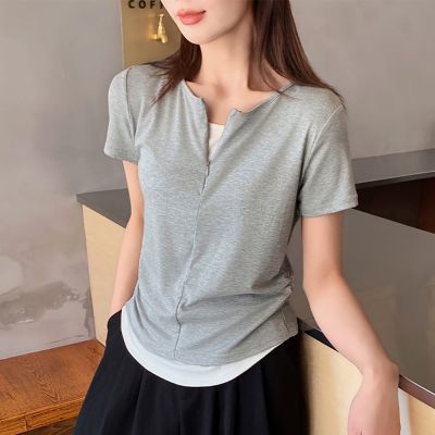 【LANNI 藍尼】現+預 簡約假兩件修身上衣(女裝/女上衣/短袖T恤/休閒/優雅/日系)