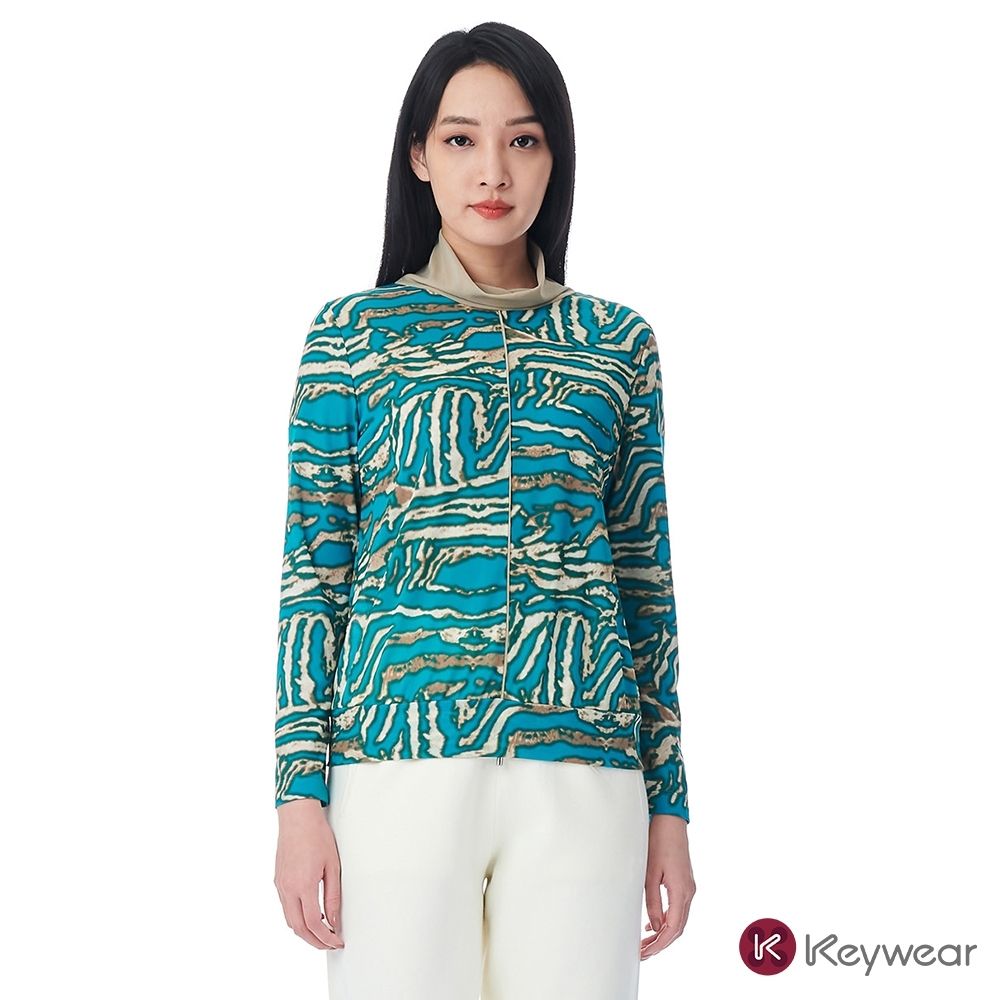 KeyWear奇威名品 高領拼接斑馬紋長袖上衣-水藍色
