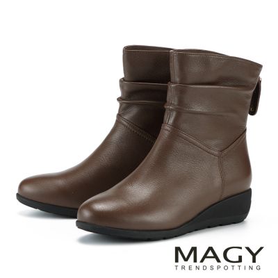 MAGY 嚴選羊皮抓皺楔型中筒短靴 咖啡