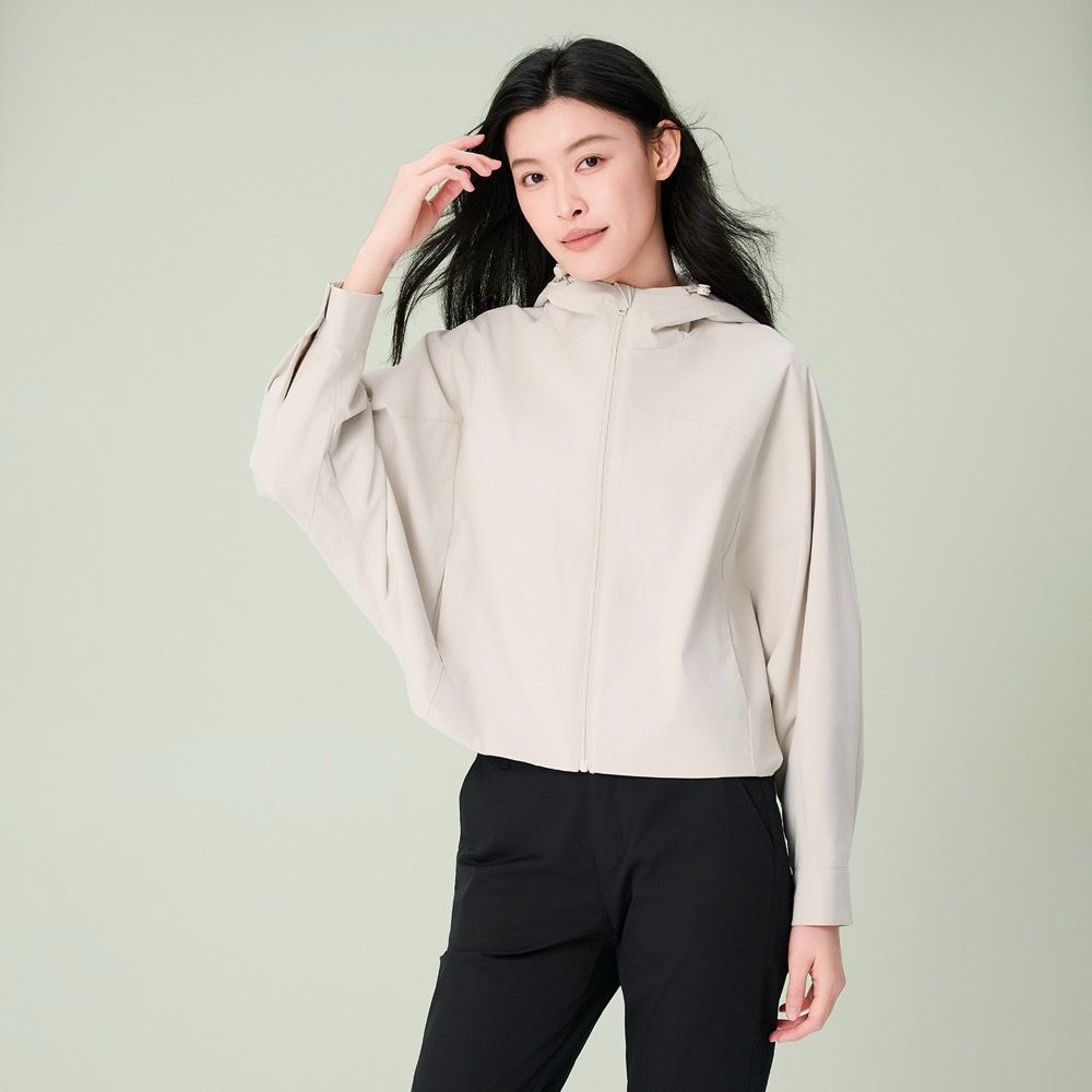 GIORDANO 女裝Sorona輕薄寬鬆蝙蝠袖外套 Essential Future系列 (05 銀雲卡其)