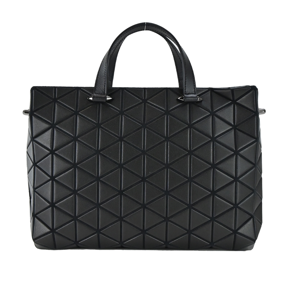 ISSEY MIYAKE 三宅一生BAOBAO TONNEAU MATTE 斜背包-黑| 美日精品包