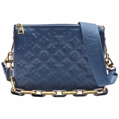 LOUIS VUITTON路易威登 LV M22856經典COUSSIN PM系列Monogram壓花蓬鬆小羊皮肩/斜背包(藍色)