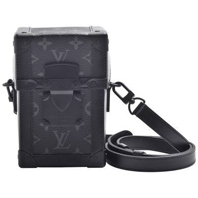 LOUIS VUITTON路易威登 LV M82077 經典直立式Monogram Eclipse塗層帆布硬箱釦式斜背包(黑色)