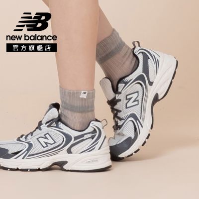 【New Balance】薄紗透膚中筒襪_中性_淺灰色_AC6373DCAS