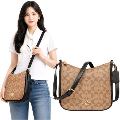 COACH 咖啡色大C PVC斜背包