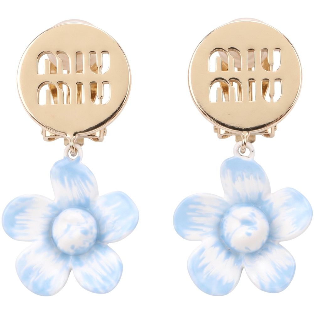 miu miu 簍空金屬字母花朵墜飾夾式耳環(金x藍色)