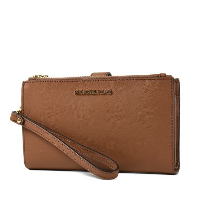MICHAEL KORS 金字小LOGO防刮皮革對折釦式手掛手拿/手機包-焦糖色-特