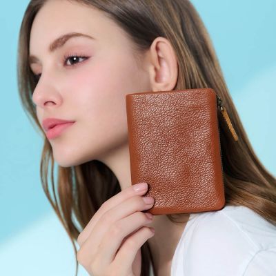 2R 植鞣牛皮 Graz 格拉茲拉鍊短夾 焦糖棕