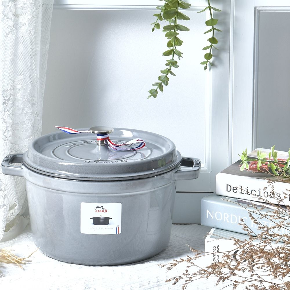 Staub 高深圓形鑄鐵鍋24cm 4.7L 石墨灰法國製湯鍋燉鍋(電磁爐IH爐可用