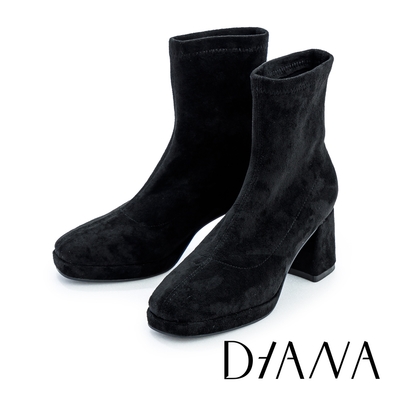 DIANA 氣質彈力絨布粗跟短靴 黑色