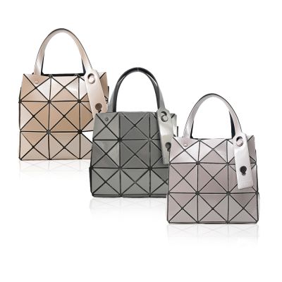ISSEY MIYAKE 三宅一生 BAOBAO CARAT 3X3迷你手提包-多色選