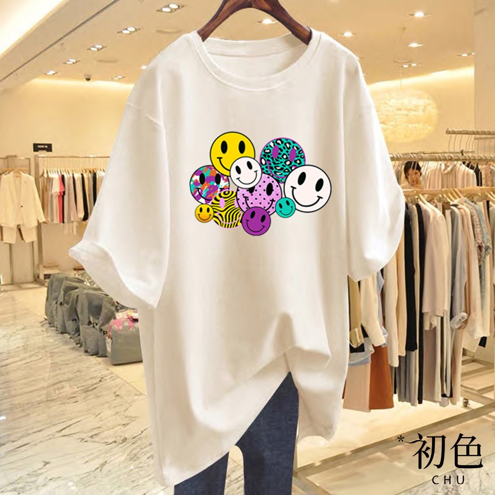 初色 圓領笑臉印花寬鬆大碼遮肉休閒短袖T恤上衣-共10色-33897(M-3XL可選)