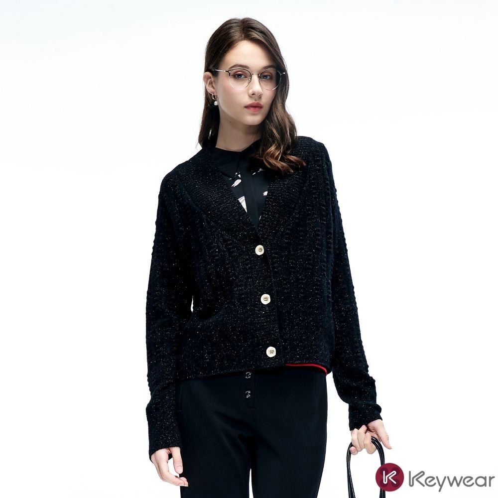 KeyWear奇威名品 羊絨立體條紋鏤空長袖針織外套(共2色)-黑色