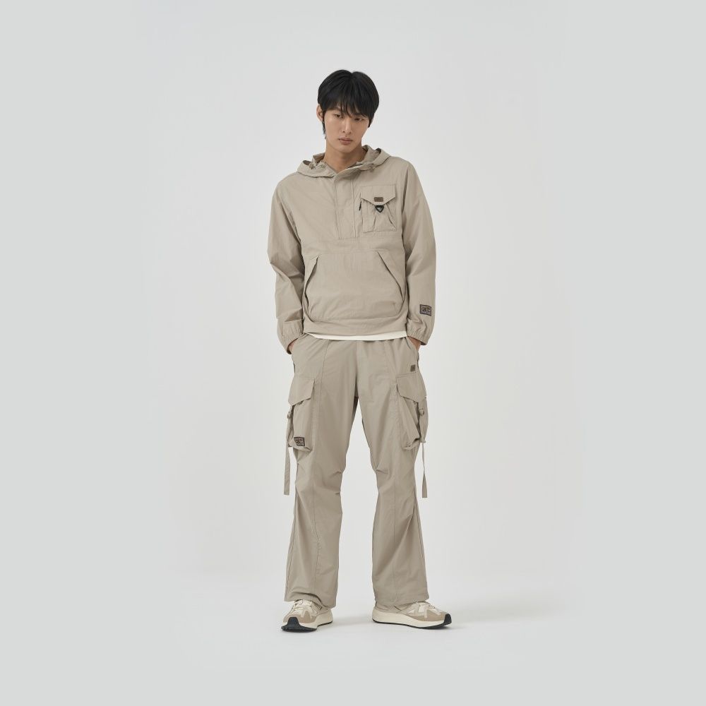 BBC EARTH 男 HOODIE ANORAK 半開襟上衣 米色 BE51AW52M310