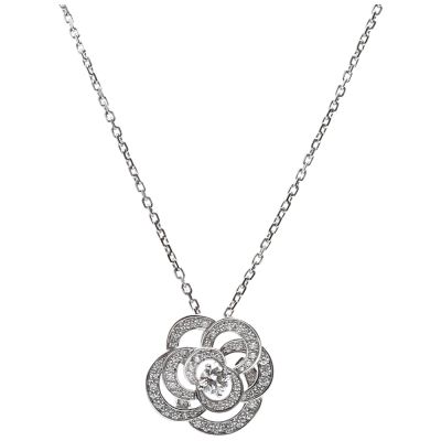 CHANEL 經典Fil de Camélia系列18K白金鑽石山茶花造型項鍊(銀色)