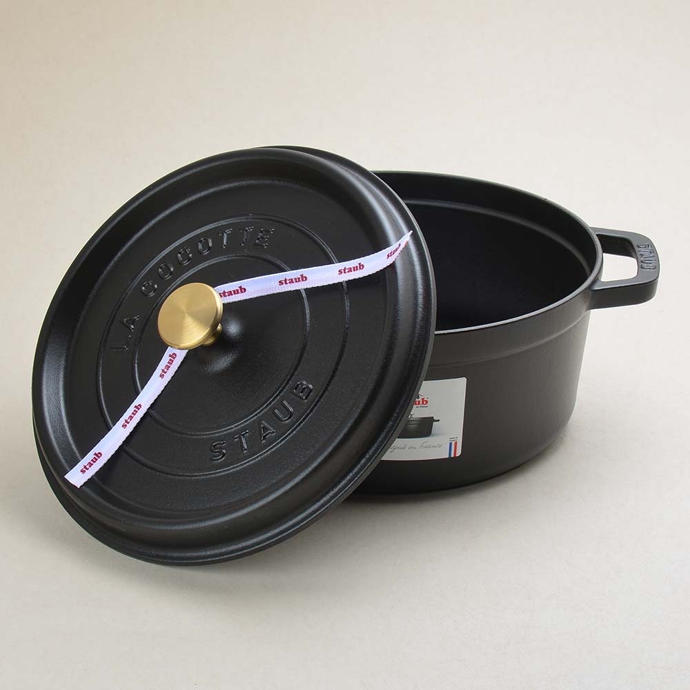 Staub 圓形鑄鐵鍋24cm 3.7L 黑色法國製湯鍋燉鍋(電磁爐IH爐可用