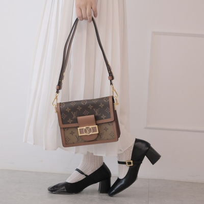 LOUIS VUITTON路易威登 LV  M45959 MINI DAUPHINE經典老花飾邊質感牛皮釦式斜背包