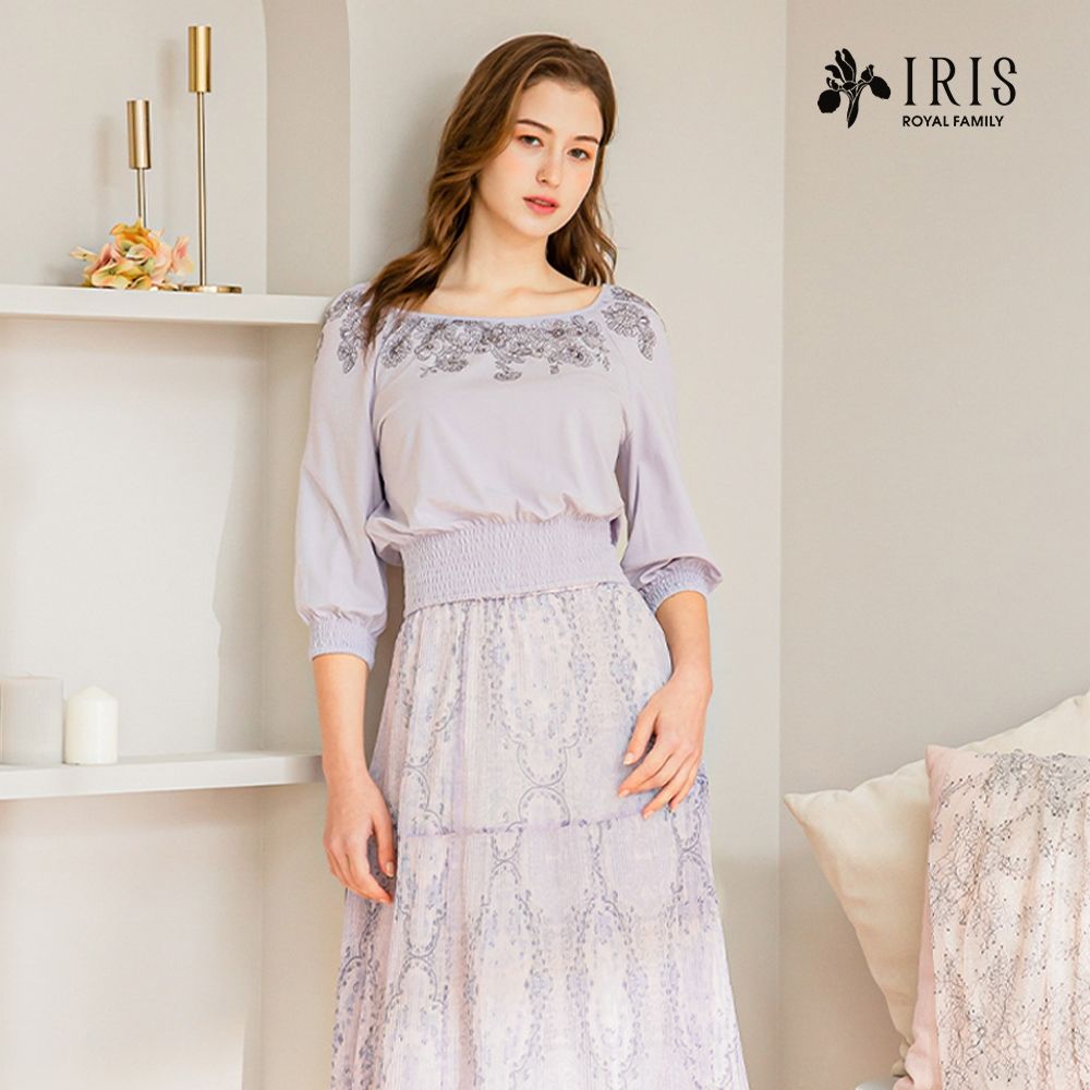 【IRIS 艾莉詩】禪繞刺繡短版純棉T恤-紫-36901 (紫色系)