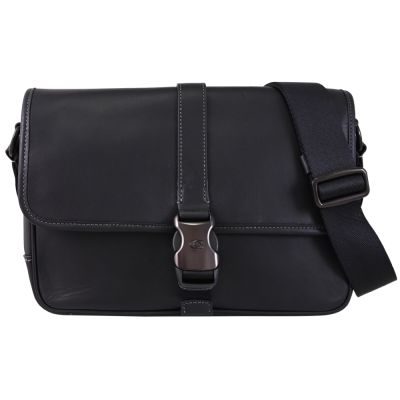 COACH LEAGUE 金屬搭扣LOGO滑面皮革翻蓋式郵差包(黑)