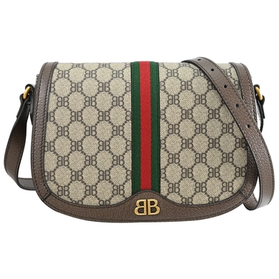 Gucci & BALENCIAGA 巴黎世家 s Hacker Project 金屬LOGO印花拼接斜背翻蓋馬鞍包(駝棕)