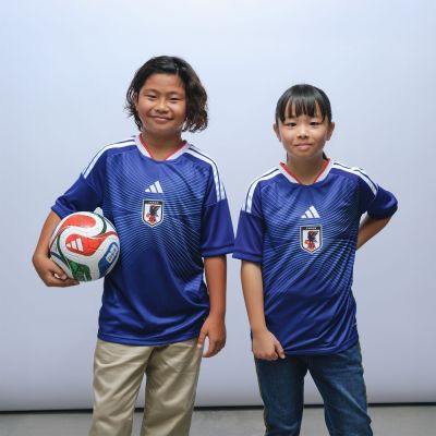【adidas 愛迪達】 世界盃 日本主場 短袖球衣 吸濕排汗 童裝 JZ9688