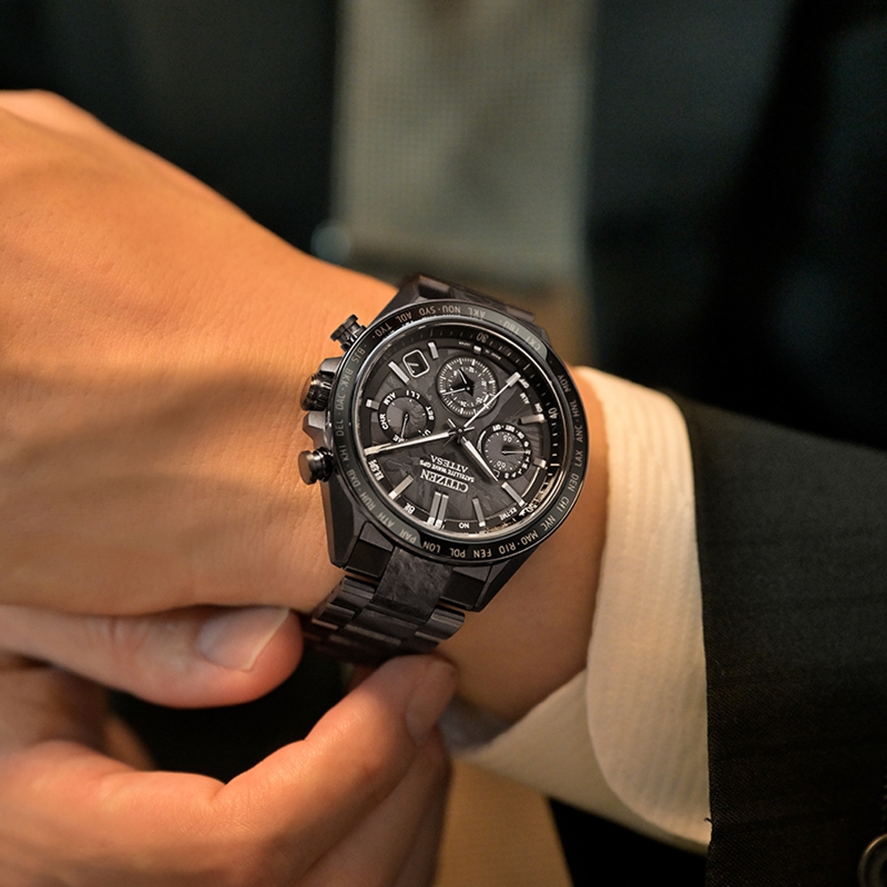 CITIZEN 星辰HAKUTO-R限定款陳晨威配戴GPS衛星對時光動能計時手錶1111