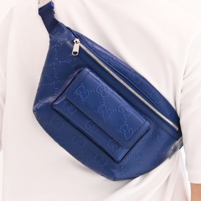 GUCCI 古馳 新款GG浮雕LOGO大容量腰包/胸口包/單肩後背包(藍)