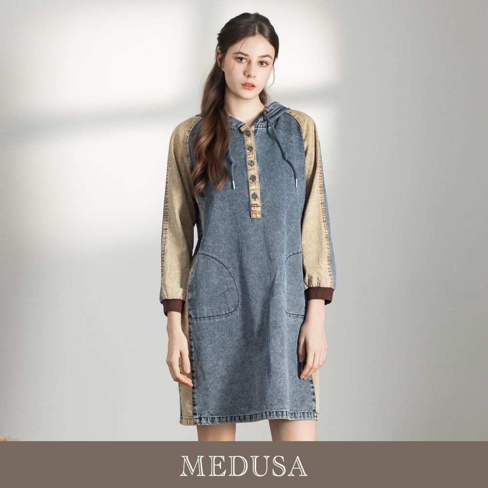 現貨【MEDUSA 曼度莎】率性牛仔拼接連帽休閒洋裝（M-XL）｜連帽洋裝 牛仔拼接 韓系穿搭