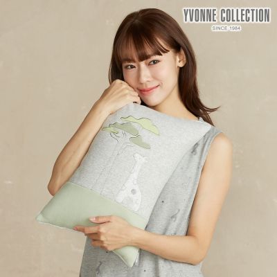 YVONNE 以旺傢飾 長頸鹿方形抱枕（30x45公分）-寧靜灰