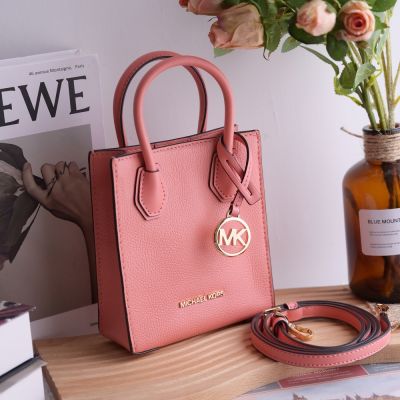 MICHAEL KORS MERCER 經典MK荔枝皮革迷你兩用手提包/紙袋包(粉橘)