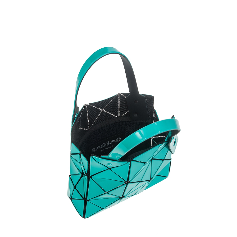 ISSEY MIYAKE 三宅一生BAOBAO 新款CARAT系列亮面3x3三角格手提包