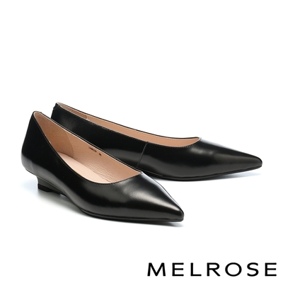 低跟鞋 MELROSE 美樂斯 極簡美感純色全真皮坡跟尖頭低跟鞋-黑